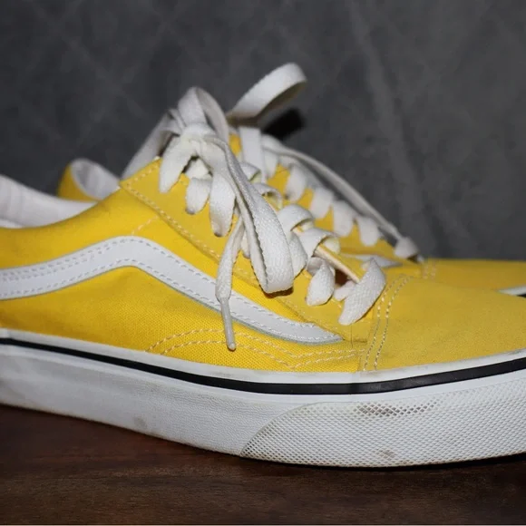 Vans Unisex Old Skool Shoes ‘Vibrant Yellow' - Picture 9 of 13